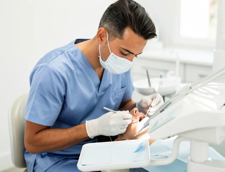 Dentista servizio a Piacenza